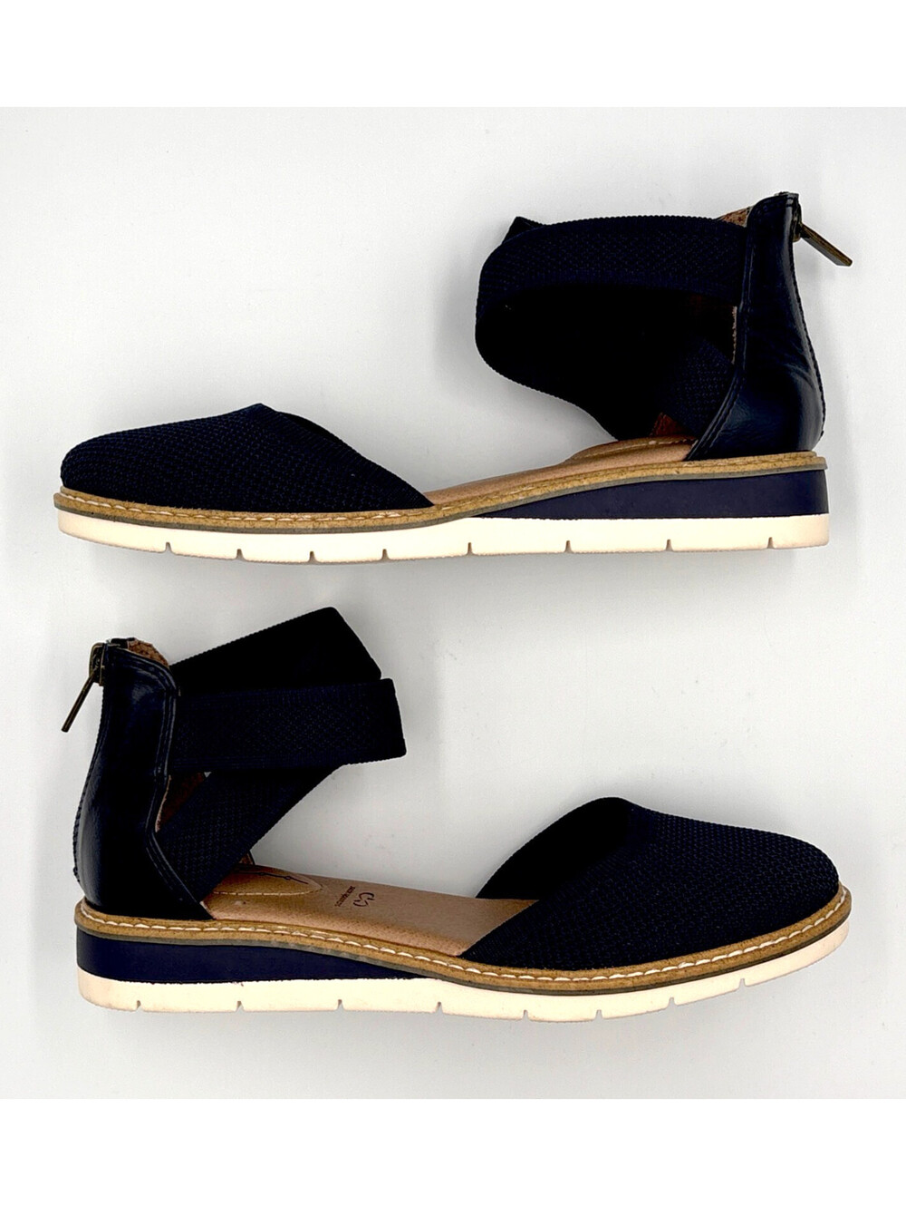 Me Too Adria 15 Navy Mesh Closed Toe Wedge Sandals Size 6 NWOT